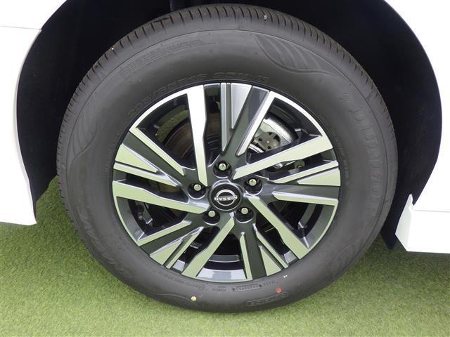 セレナ ｅ－パワー　ハイウェイスターＶ　登録済未使用車　全方位　１２．３型純正ナビ　ＴＶ　ＢＴ　プロパイ　エマブレ　インテリジェントクルーズコントロール　インテリジェントルームミラー　置充　ハンズフリー両側電動　ＥＴＣ　コーナーセンサー（40枚目）