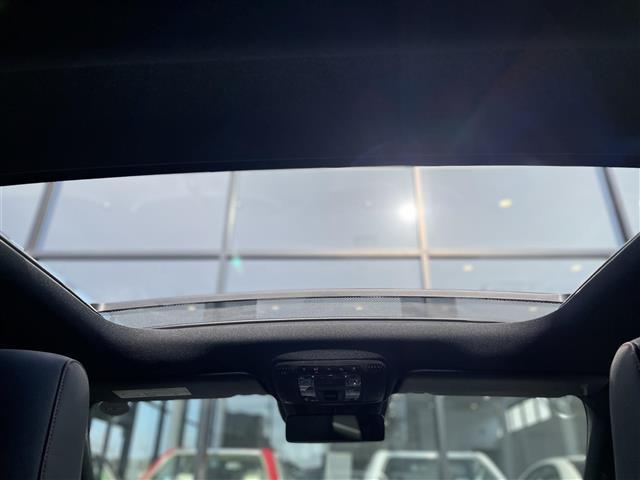 ＣＬＡクラス シューティングブレーク ＣＬＡ１８０　シューティングブレーク　ＡＭＧライン　パノラマＳＲ　ＨＵＤ　パワーシート　ワイヤレス充電　パワーバックドア　シートヒーター　純正ＨＤＤナビ　バックカメラ　地デジ　純正１８インチＡＷ　ＬＥＤライト　ＵＳＢ／Ｂｌｕｅｔｏｏｔｈ（12枚目）