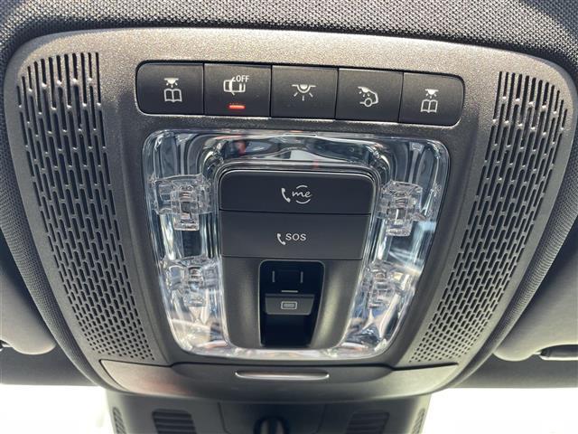 ＣＬＡクラス シューティングブレーク ＣＬＡ１８０　シューティングブレーク　ＡＭＧライン　パノラマＳＲ　ＨＵＤ　パワーシート　ワイヤレス充電　パワーバックドア　シートヒーター　純正ＨＤＤナビ　バックカメラ　地デジ　純正１８インチＡＷ　ＬＥＤライト　ＵＳＢ／Ｂｌｕｅｔｏｏｔｈ（17枚目）