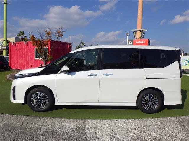 セレナ ｅ－パワー　ハイウェイスターＶ　登録済未使用車（32枚目）