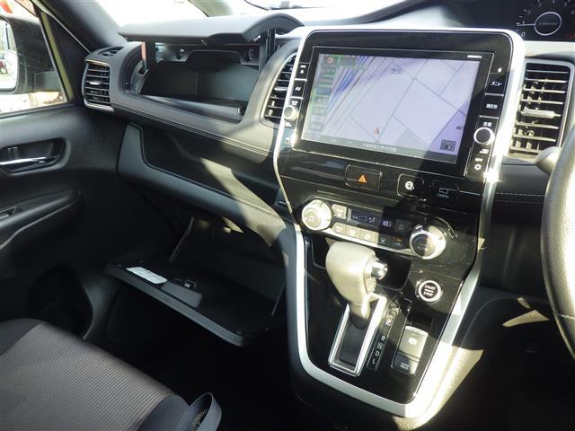 セレナ ハイウェイスター（11枚目）