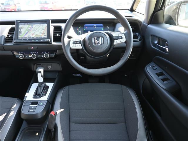 フィット ｅ：ＨＥＶクロスター（7枚目）