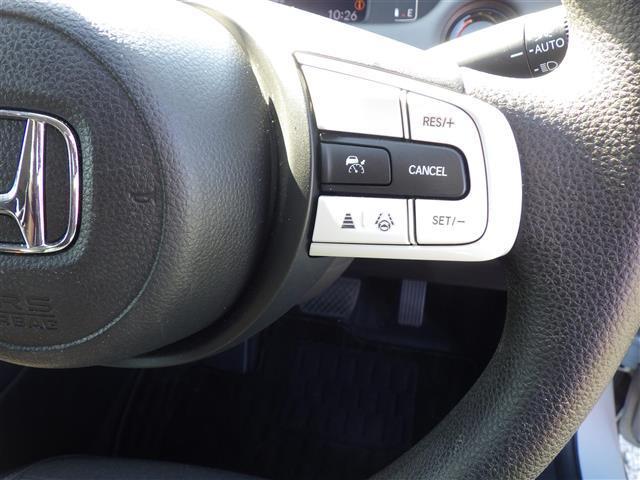 フィット ｅ：ＨＥＶクロスター（9枚目）