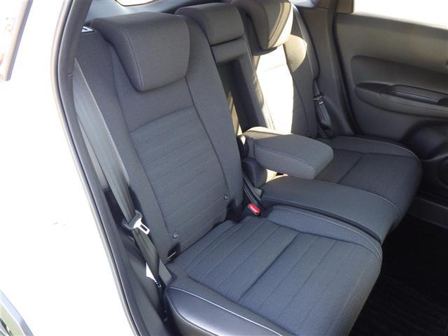 フィット ｅ：ＨＥＶクロスター（21枚目）