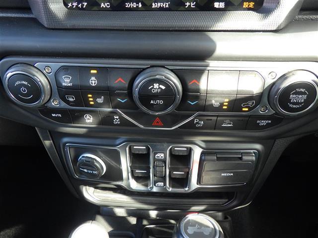 ジープ・ラングラーアンリミテッド サハラ(13枚目)