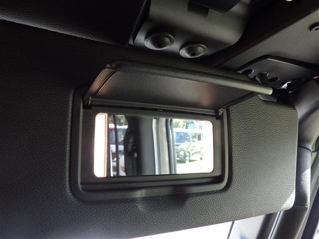 ジープ・ラングラーアンリミテッド サハラ(19枚目)