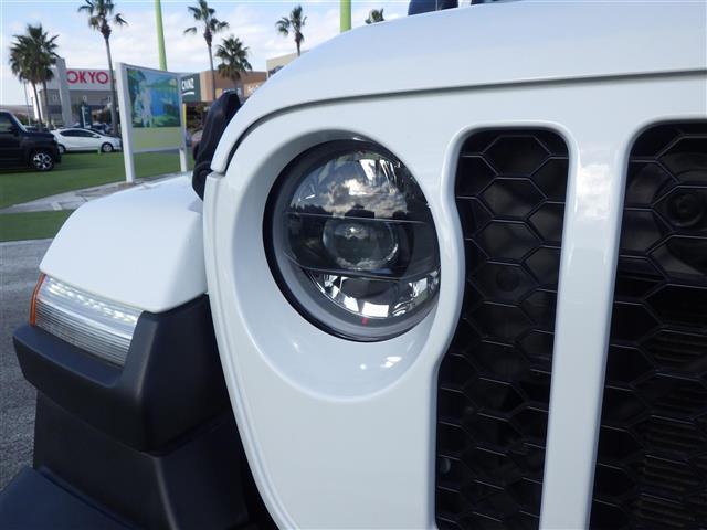 ジープ・ラングラーアンリミテッド サハラ(30枚目)