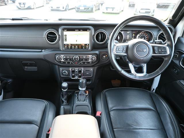 ジープ・ラングラーアンリミテッド サハラ(42枚目)