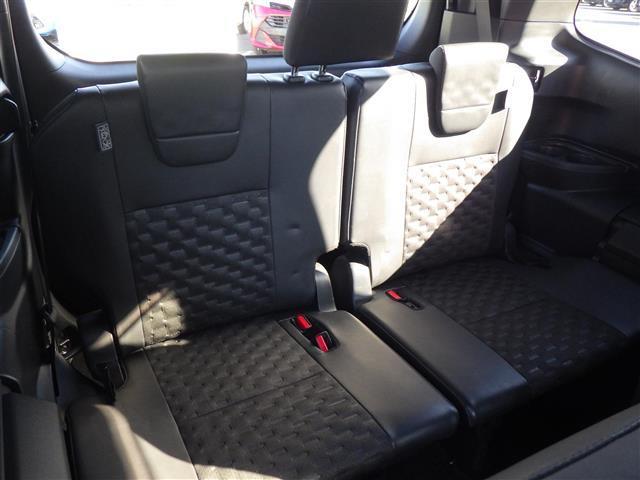 ヴォクシー ハイブリッドＳ－Ｚ　１０．５型純正ナビ　ＴＶ　ＢＴ　後席モニター　両側電動　Ｔｏｙｏｔａ　Ｓａｆｅｔｙ　Ｓｅｎｓｅ　シートヒーター　ＥＴＣ　ＬＥＤヘッドライト　ウインカーミラー　クリアランスソナー　純正１７インチＡＷ（22枚目）