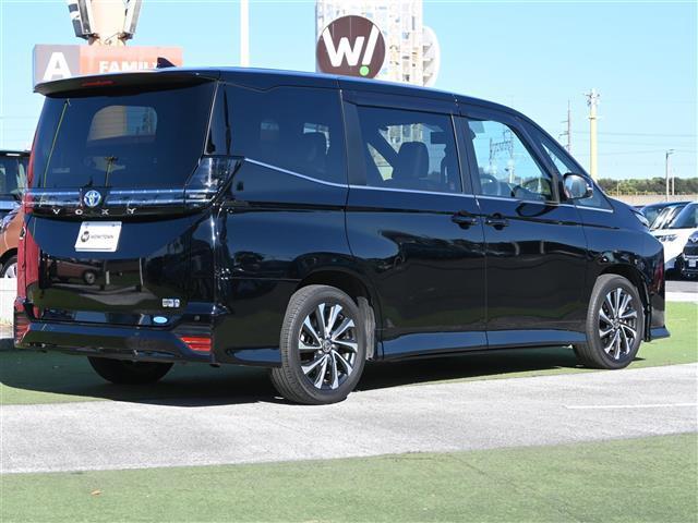 ヴォクシー ハイブリッドＳ－Ｚ　１０．５型純正ナビ　ＴＶ　ＢＴ　後席モニター　両側電動　Ｔｏｙｏｔａ　Ｓａｆｅｔｙ　Ｓｅｎｓｅ　シートヒーター　ＥＴＣ　ＬＥＤヘッドライト　ウインカーミラー　クリアランスソナー　純正１７インチＡＷ（36枚目）