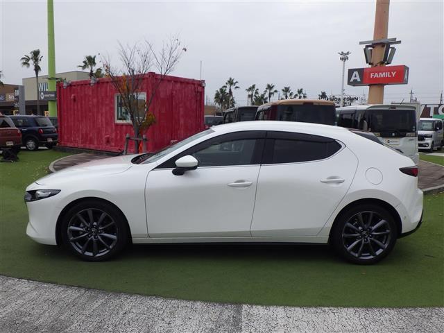 ＭＡＺＤＡ３ファストバック １５Ｓツーリング（32枚目）