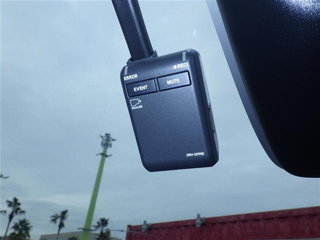 フリード ｅ：ＨＥＶエアー　ＥＸ（16枚目）