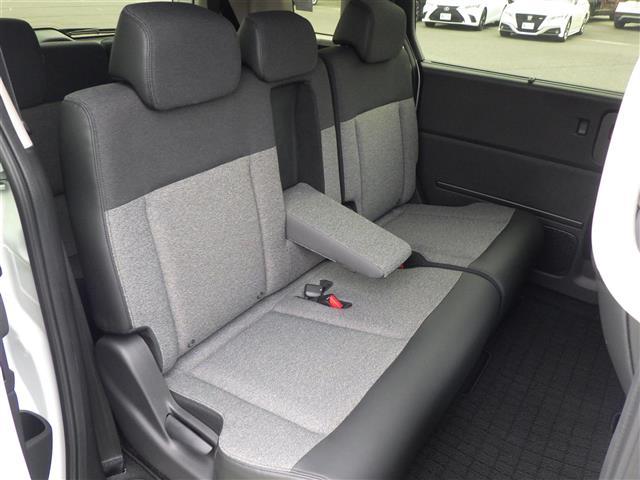 フリード ｅ：ＨＥＶエアー　ＥＸ（24枚目）