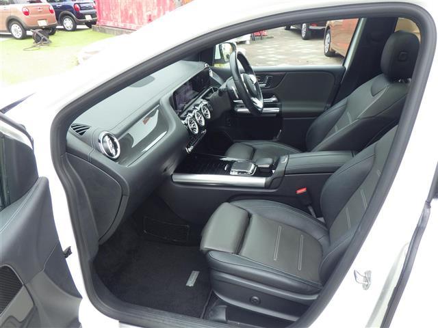 Bクラス B180 AMGライン レザーEXC パノラマSR 黒革シート パワーシート シートヒーター パワーバックドア ワイヤレス充電 純正HDDナビ 360°カメラ 地デジ Bluetooth AppleCarPlay対応(18枚目)