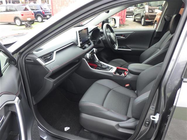 RAV4 アドベンチャー オフロードパッケージ(18枚目)