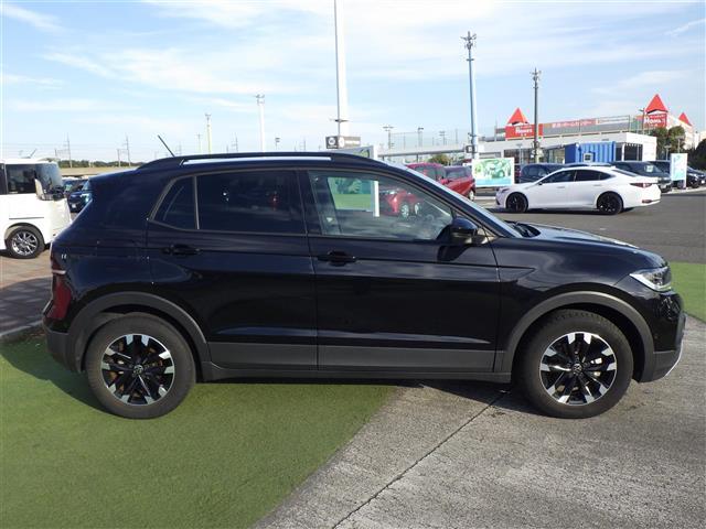 Ｔ－クロス ＴＳＩ　アクティブ　純正ｄｉｓｃｏｖｅｒｐｒｏナビ　ＡｐｐｌｅＣａｒＰｌａｙ／ＡｎｄｒｏｉｄＡｕｔｏ　ＡＣＣ　コーナーセンサー　ＬＥＤライト　ＵＳＢ（ｔｙｐｅＣ）　リアトラフィック　純正１６インチＡＷ　ステアリングＳ（33枚目）