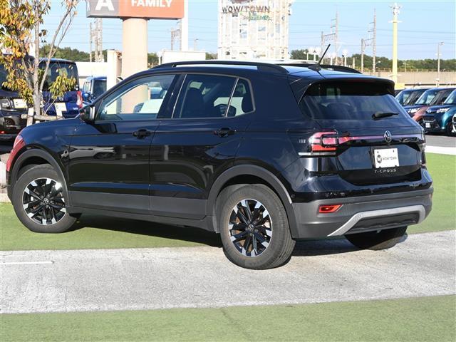 Ｔ－クロス ＴＳＩ　アクティブ　純正ｄｉｓｃｏｖｅｒｐｒｏナビ　ＡｐｐｌｅＣａｒＰｌａｙ／ＡｎｄｒｏｉｄＡｕｔｏ　ＡＣＣ　コーナーセンサー　ＬＥＤライト　ＵＳＢ（ｔｙｐｅＣ）　リアトラフィック　純正１６インチＡＷ　ステアリングＳ（43枚目）