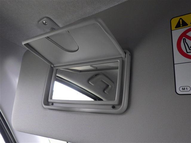 ルーミー カスタムＧ－Ｔ　登録済未使用車（14枚目）