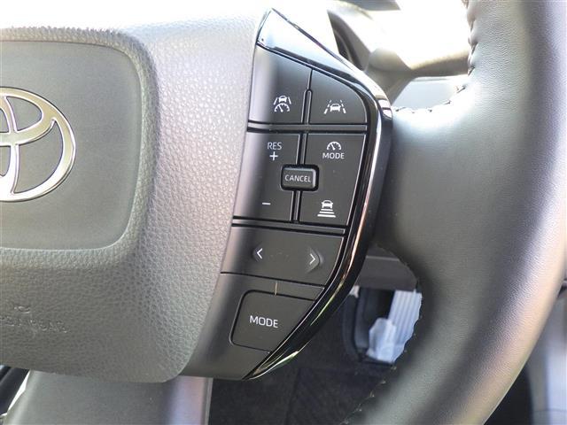 プリウス Z 禁煙 全周囲カメラ 電動リアハッチ ETC2.0 トヨタセーフティセンス レーダークルーズ ステアリングヒーター 純正アルミ パワーシート 地デジ シートヒーター エアーシート ディスプレイオーディオ(8枚目)