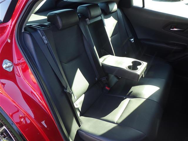 プリウス Z 禁煙 全周囲カメラ 電動リアハッチ ETC2.0 トヨタセーフティセンス レーダークルーズ ステアリングヒーター 純正アルミ パワーシート 地デジ シートヒーター エアーシート ディスプレイオーディオ(21枚目)