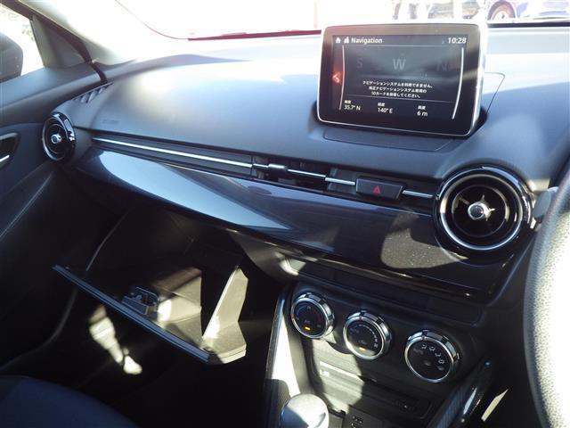 デミオ 13S 純正ナビ 地デジTV LEDコンフォートパッケージ DVD CD Bluetooth Bカメラ ETC LEDヘッドライト ウインカーミラー サイド カーテンエアバッグ スマートシティブレーキサポート(10枚目)