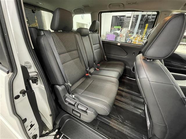 セレナ ハイウェイスターV(14枚目)