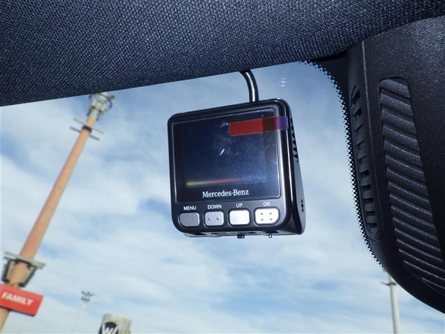 ＧＬＡクラス ＧＬＡ２００ｄ　４マチック　ＡＭＧライン（15枚目）