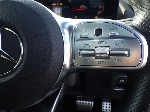 ＧＬＡクラス ＧＬＡ２００ｄ　４マチック　ＡＭＧライン（11枚目）