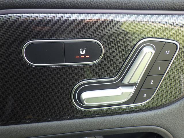 ＧＬＡクラス ＧＬＡ２００ｄ　４マチック　ＡＭＧライン（17枚目）