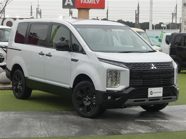 デリカＤ：５ シャモニー　登録済未使用車　全方位　両側電動　エレクトリックテールゲート　パワーシート　シートヒーター　ステアリングヒーター　ＬＥＤヘッドライト　ウインカーミラー　純正１８インチアルミホイル（31枚目）