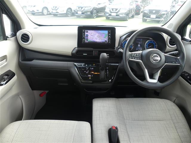 デイズ Ｘ　エマージェンシーブレーキ　純正ナビ　フルセグＴＶ　ＢＴ接続　アラウンドビューモニター　前後ドライブレコーダー　純正１４インチアルミホイール　スマートキー　プッシュスタート　スペアキー　禁煙車（42枚目）