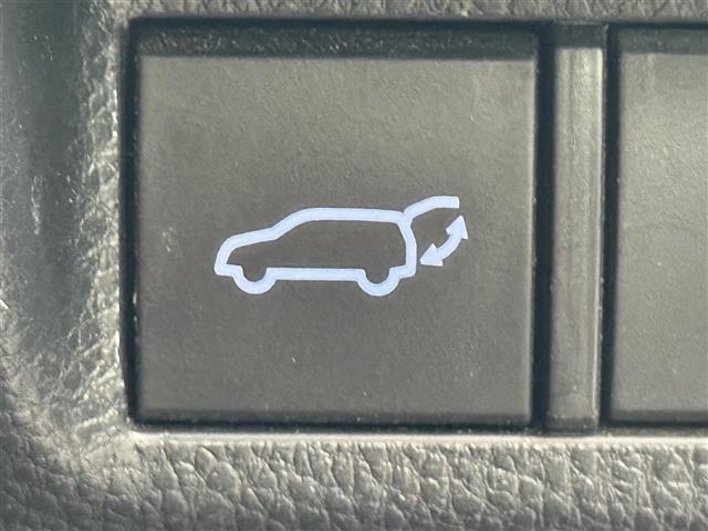 RAV4 アドベンチャー 純正ディスプレイオーディオ レーダークルーズコントロール パノラミックビューモニター バックカメラ パワーバックドア 前後ドライブレコーダー レザーシート シートヒーター ベンチレーション ETC(7枚目)