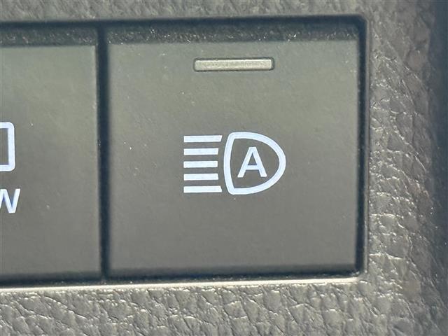 RAV4 アドベンチャー 純正ディスプレイオーディオ レーダークルーズコントロール パノラミックビューモニター バックカメラ パワーバックドア 前後ドライブレコーダー レザーシート シートヒーター ベンチレーション ETC(9枚目)