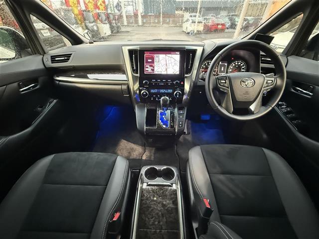 アルファード 2.5S タイプゴールドIII 純正ディスプレイオーディオ AppleCarPlay AndroidAuto フルセグ ツインムーンルーフ デジタルインナーミラー ハーフレザーシート バックカメラ パワーバックドア ETC2.0(3枚目)