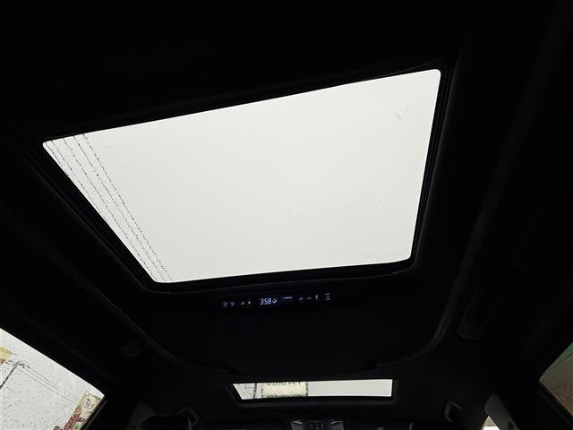 アルファード 2.5S タイプゴールドIII 純正ディスプレイオーディオ AppleCarPlay AndroidAuto フルセグ ツインムーンルーフ デジタルインナーミラー ハーフレザーシート バックカメラ パワーバックドア ETC2.0(4枚目)