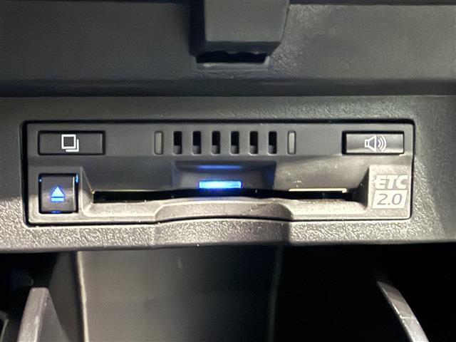 アルファード 2.5S タイプゴールドIII 純正ディスプレイオーディオ AppleCarPlay AndroidAuto フルセグ ツインムーンルーフ デジタルインナーミラー ハーフレザーシート バックカメラ パワーバックドア ETC2.0(12枚目)