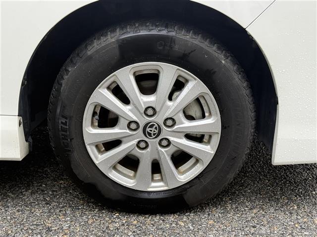 ヴォクシー ハイブリッドV 純正10インチナビ 純正フリップダウン フルセグ 両側パワースライド 前席シートヒーター プリクラッシュセーフティ クルーズコントロール バックカメラ ETC2.0  LEDライト レーンキープ(17枚目)