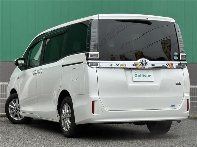 ヴォクシー ハイブリッドV 純正10インチナビ 純正フリップダウン フルセグ 両側パワースライド 前席シートヒーター プリクラッシュセーフティ クルーズコントロール バックカメラ ETC2.0  LEDライト レーンキープ(20枚目)