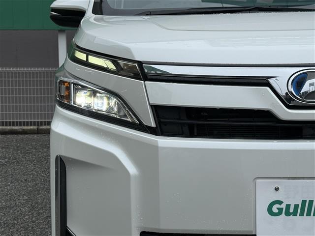 ヴォクシー ハイブリッドV 純正10インチナビ 純正フリップダウン フルセグ 両側パワースライド 前席シートヒーター プリクラッシュセーフティ クルーズコントロール バックカメラ ETC2.0  LEDライト レーンキープ(42枚目)