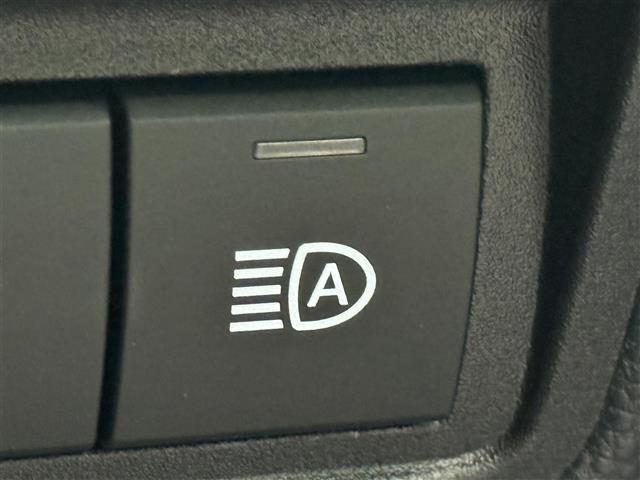 ヤリスクロス ハイブリッドZ ETC バックカメラ シートヒーター アダプティブクルーズコントロール オートマチックハイビーム オートライト 衝突防止システム LEDヘッドランプ レーンアシスト クリアランスソナー スマートキー(7枚目)