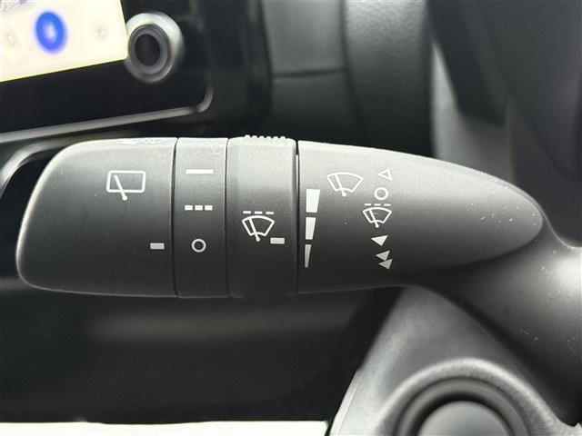 ヤリスクロス ハイブリッドZ ETC バックカメラ シートヒーター アダプティブクルーズコントロール オートマチックハイビーム オートライト 衝突防止システム LEDヘッドランプ レーンアシスト クリアランスソナー スマートキー(26枚目)