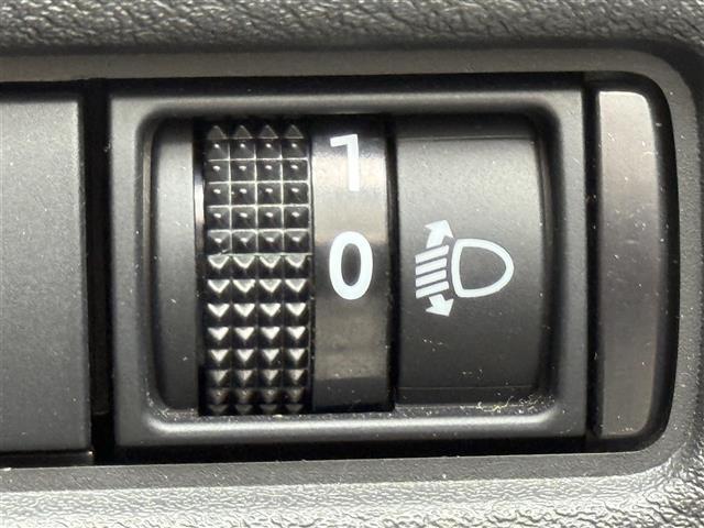 エクストレイル Ｇ　純正ナビ　プロパイロット　バックカメラ　アラウンドビューモニター　ＥＴＣ２．０　ドラレコ　ステアリングヒーター　シートヒーター　パワーシート　レザーシート　ＬＥＤヘッドライト　フォグランプ　純正ＡＷ（11枚目）