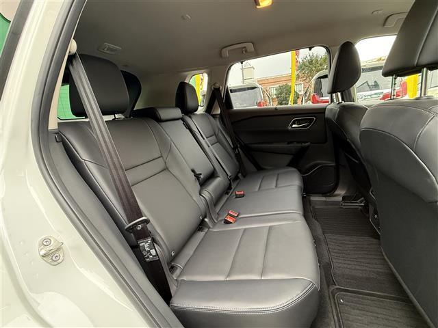 エクストレイル Ｇ　純正ナビ　プロパイロット　バックカメラ　アラウンドビューモニター　ＥＴＣ２．０　ドラレコ　ステアリングヒーター　シートヒーター　パワーシート　レザーシート　ＬＥＤヘッドライト　フォグランプ　純正ＡＷ（15枚目）