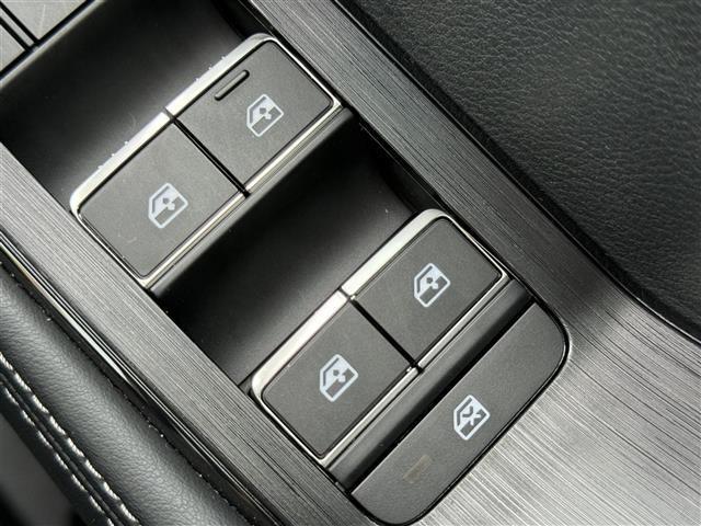 エクストレイル Ｇ　純正ナビ　プロパイロット　バックカメラ　アラウンドビューモニター　ＥＴＣ２．０　ドラレコ　ステアリングヒーター　シートヒーター　パワーシート　レザーシート　ＬＥＤヘッドライト　フォグランプ　純正ＡＷ（25枚目）