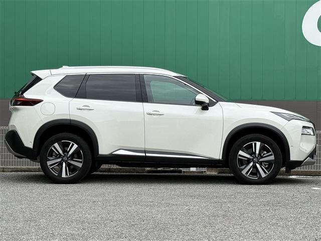 エクストレイル Ｇ　純正ナビ　プロパイロット　バックカメラ　アラウンドビューモニター　ＥＴＣ２．０　ドラレコ　ステアリングヒーター　シートヒーター　パワーシート　レザーシート　ＬＥＤヘッドライト　フォグランプ　純正ＡＷ（40枚目）