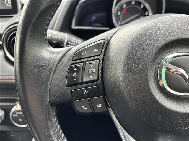 デミオ ＸＤツーリング　純正ナビ　ヘッドアップディスプレイ　ディーゼルターボ　バックカメラ　ＥＴＣ　パドルシフト　チルトステアリング　クルーズコントロール　ステアリングスイッチ　　横揺れ防止装置　衝突軽減　純正アルミホイール（4枚目）