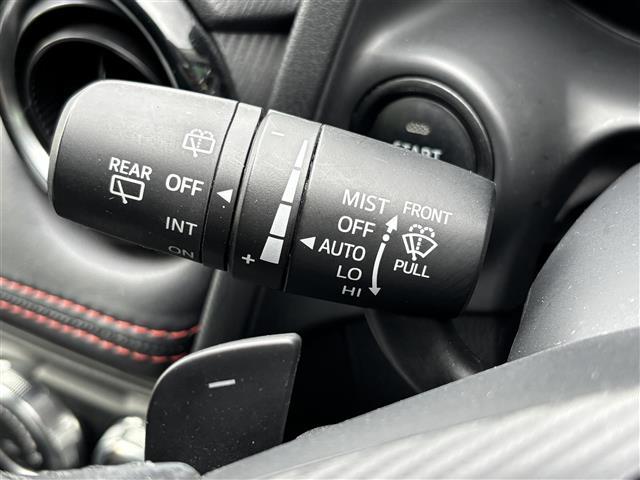 デミオ ＸＤツーリング　純正ナビ　ヘッドアップディスプレイ　ディーゼルターボ　バックカメラ　ＥＴＣ　パドルシフト　チルトステアリング　クルーズコントロール　ステアリングスイッチ　　横揺れ防止装置　衝突軽減　純正アルミホイール（7枚目）