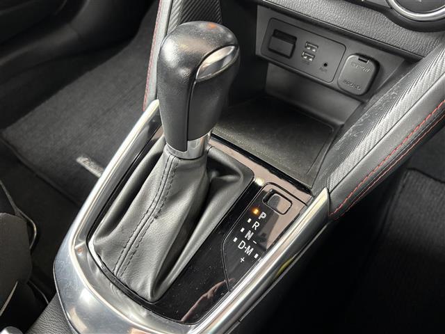 デミオ ＸＤツーリング　純正ナビ　ヘッドアップディスプレイ　ディーゼルターボ　バックカメラ　ＥＴＣ　パドルシフト　チルトステアリング　クルーズコントロール　ステアリングスイッチ　　横揺れ防止装置　衝突軽減　純正アルミホイール（15枚目）