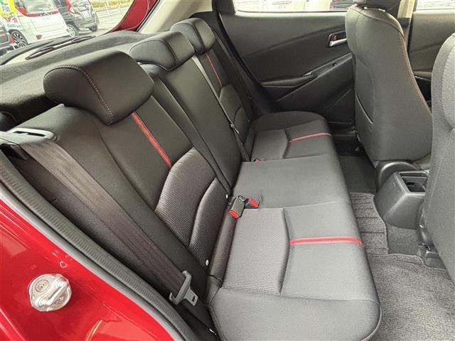 デミオ ＸＤツーリング　純正ナビ　ヘッドアップディスプレイ　ディーゼルターボ　バックカメラ　ＥＴＣ　パドルシフト　チルトステアリング　クルーズコントロール　ステアリングスイッチ　　横揺れ防止装置　衝突軽減　純正アルミホイール（27枚目）