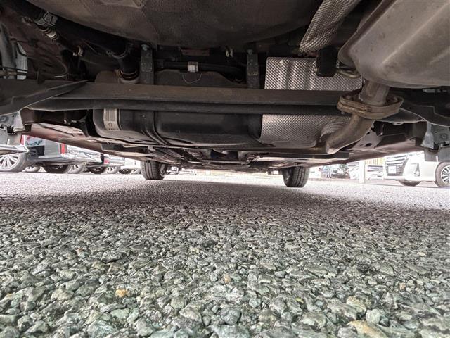 デミオ ＸＤツーリング　純正ナビ　ヘッドアップディスプレイ　ディーゼルターボ　バックカメラ　ＥＴＣ　パドルシフト　チルトステアリング　クルーズコントロール　ステアリングスイッチ　　横揺れ防止装置　衝突軽減　純正アルミホイール（40枚目）